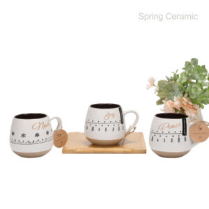 400ml Travel Mug with the words "peace","joy","noel"